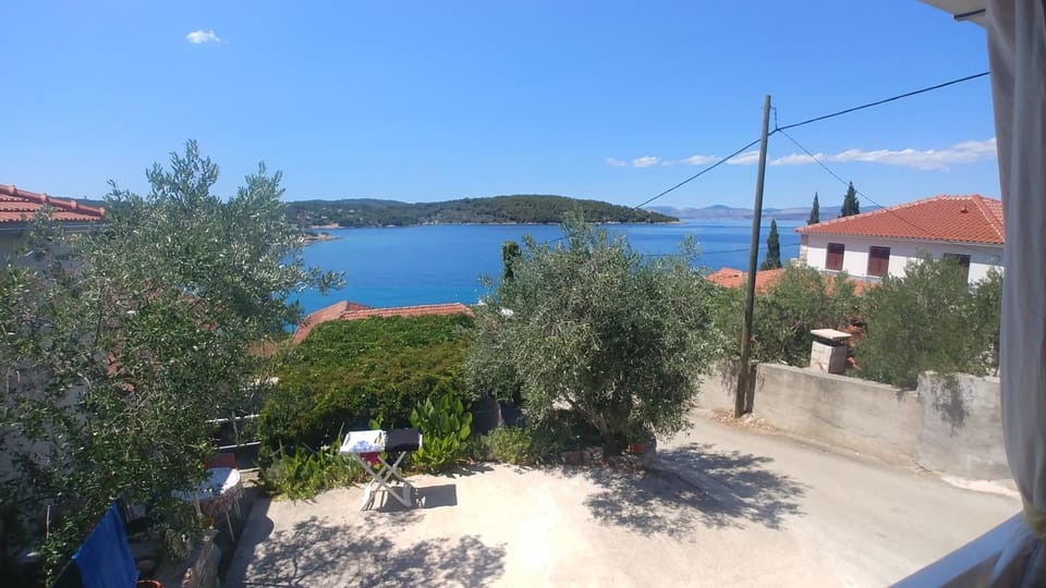 Neighbourhood, Sea view, Parking