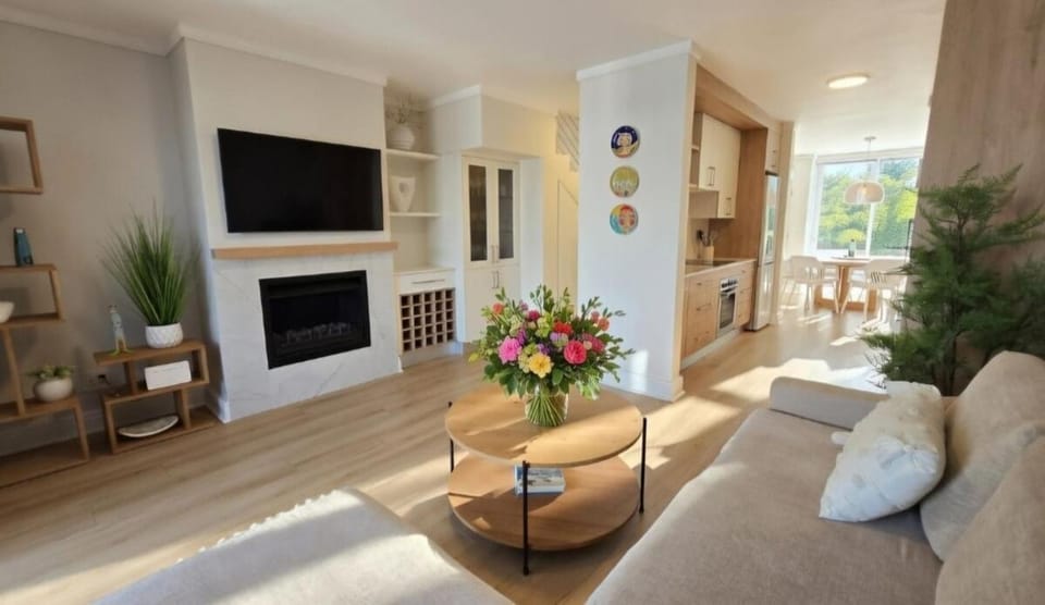 Spinnaker Serenity Luxury Living on Knysna Quays Apartment in Knysna