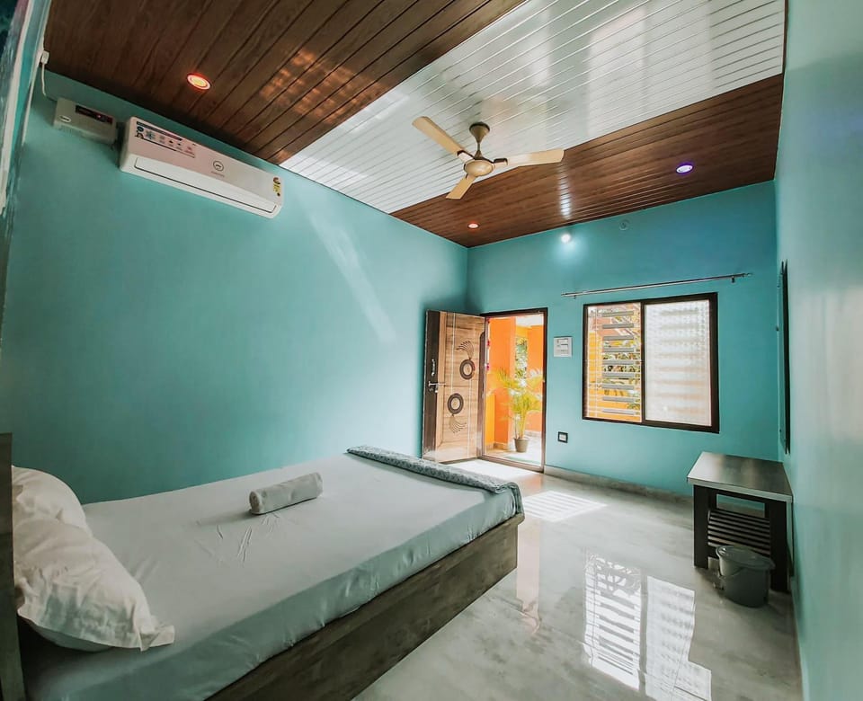 Hampi Banana Farm House Bed and Breakfast in Karnataka