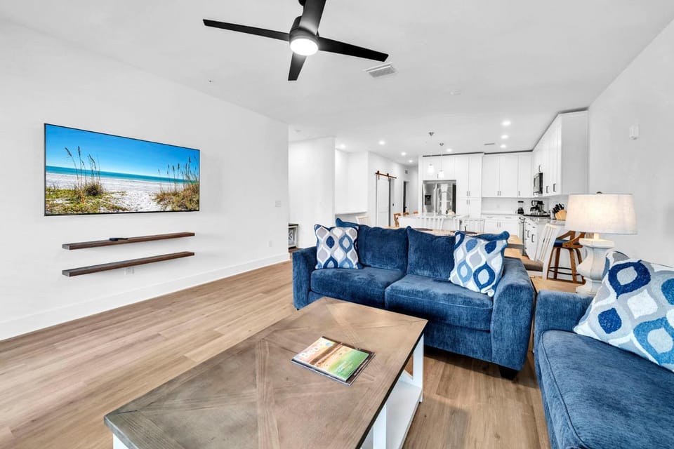 Grove Juniper 225 House in Miramar Beach