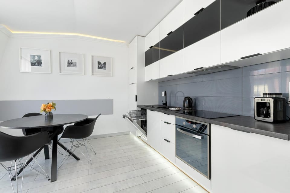 Coffee/tea facilities, Kitchen or kitchenette