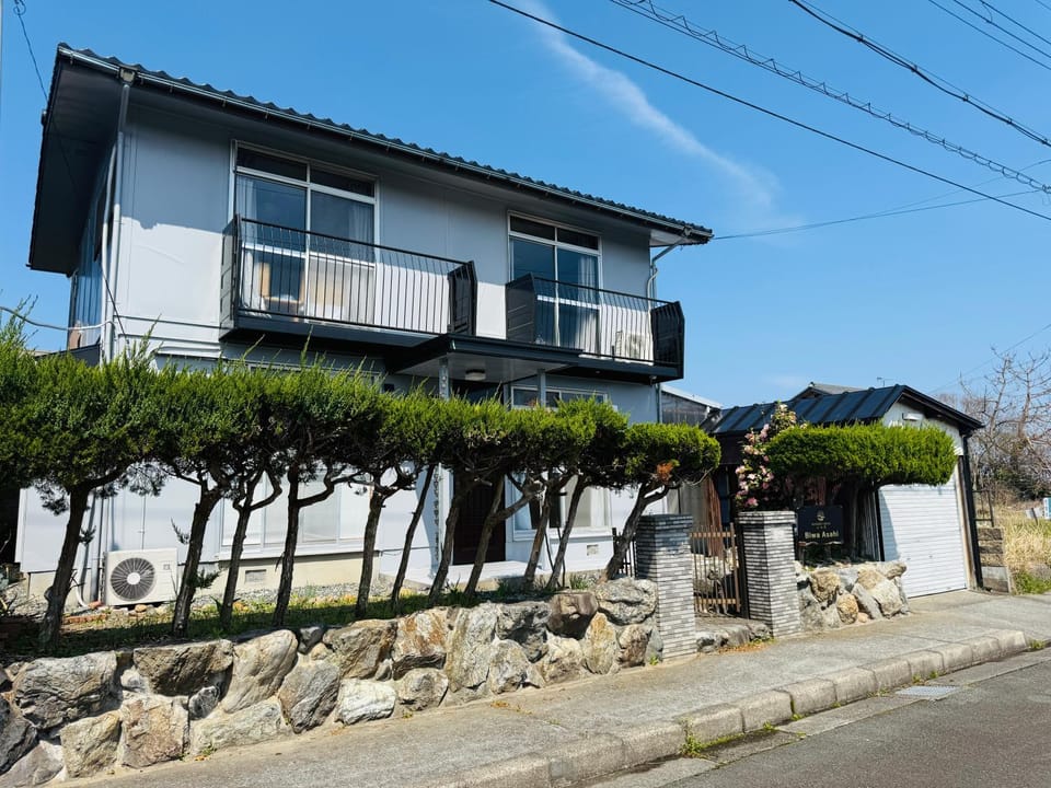 Biwa Asahi 家族友人大人数ok BBQok House in Shiga, Japan