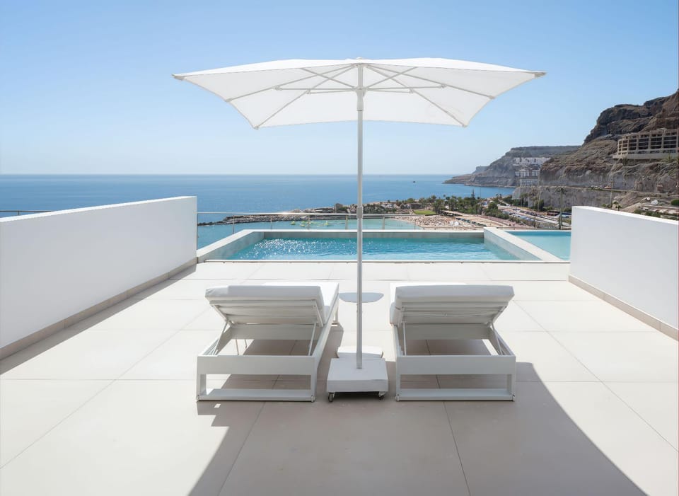 Balcony/Terrace, Swimming pool