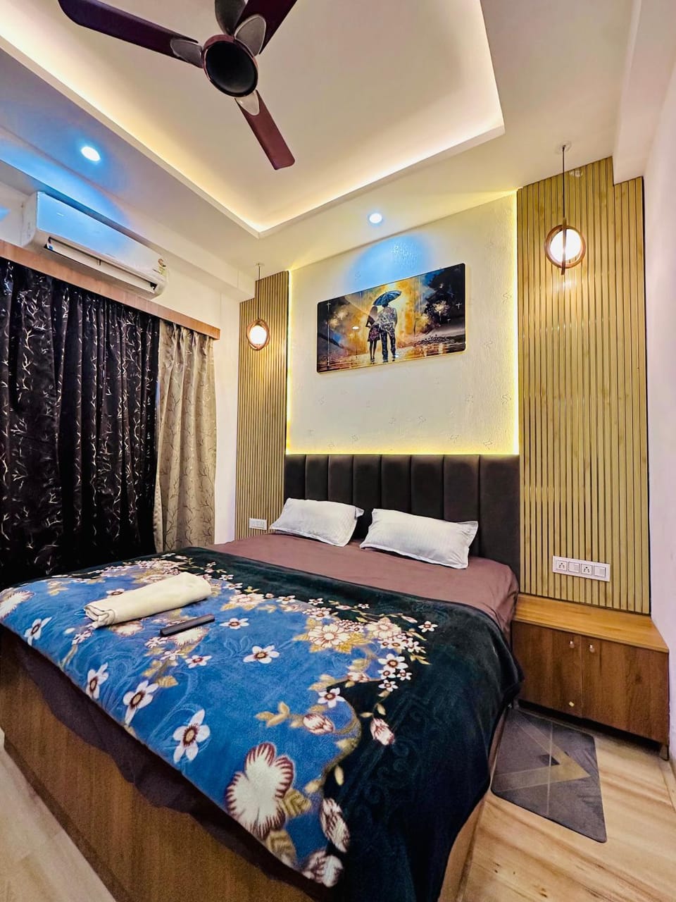 Urban Luxury Studio Apartment Apartment in Uttar Pradesh