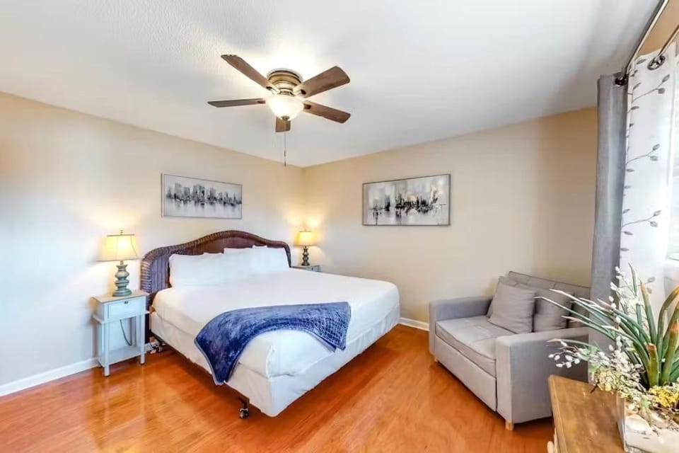 Golf Course 95D Villa in Miramar Beach