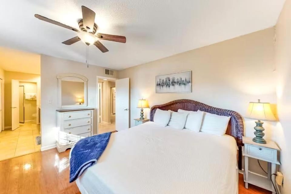 Golf Course 95D Villa in Miramar Beach
