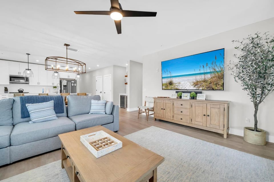 Grove Juniper 239 House in Miramar Beach