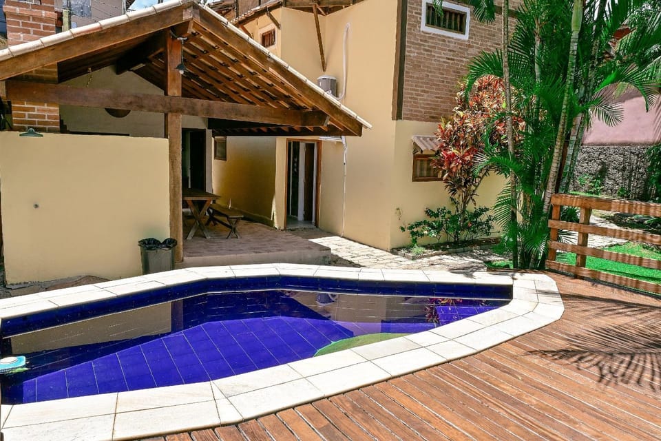 Villa Verde | Espaço e conforto a 5 min da praia House in State of São Paulo
