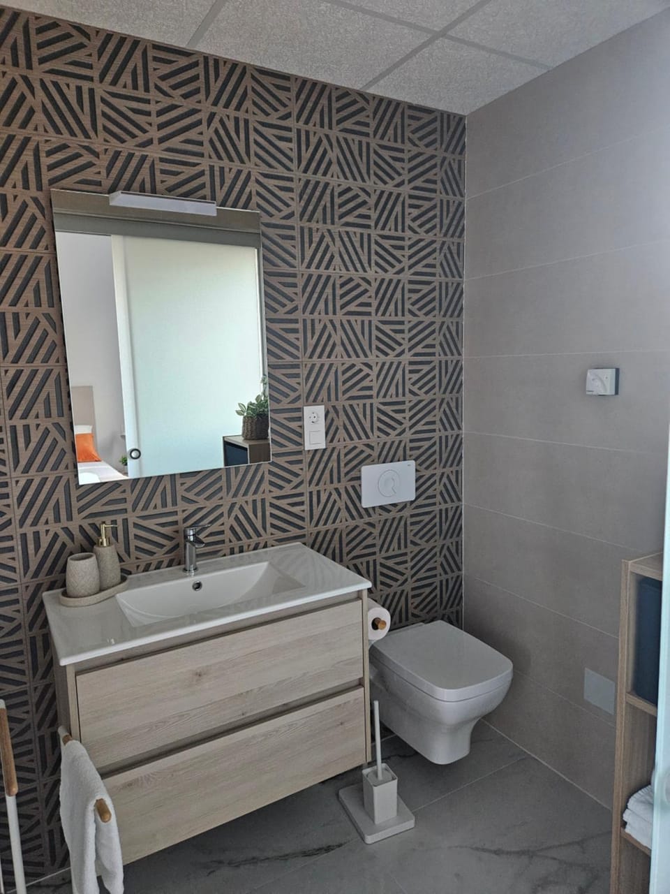 Shower, Bathroom