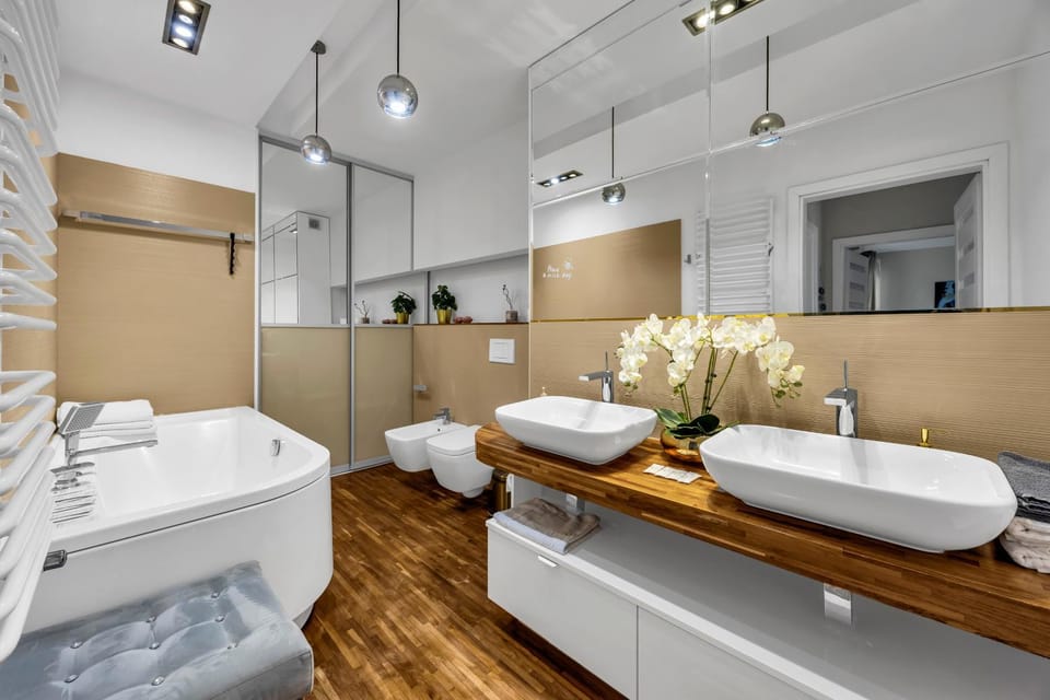 Toilet, Bathroom, Bath