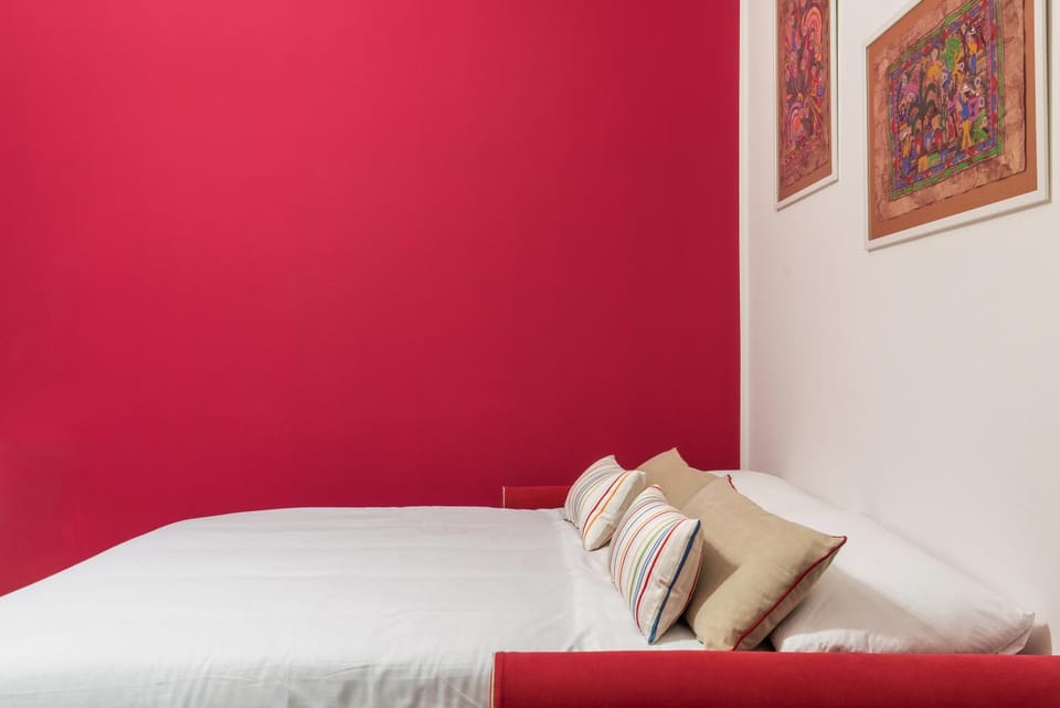 Bed, Living room