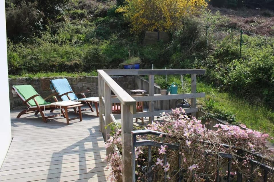 Cozy house facing the sea House in Lannion