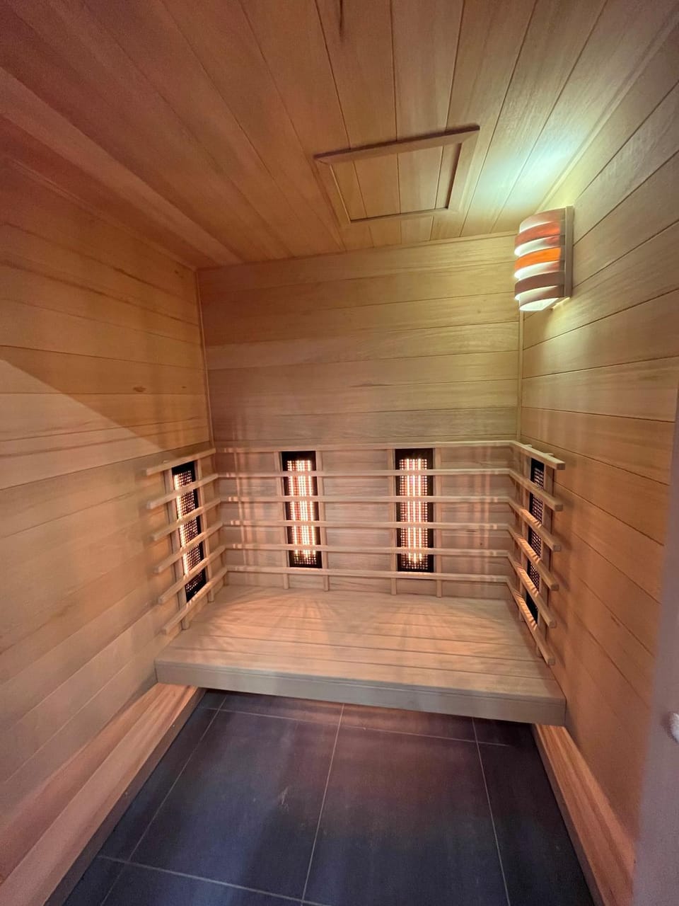 Sauna, Sauna, Solarium