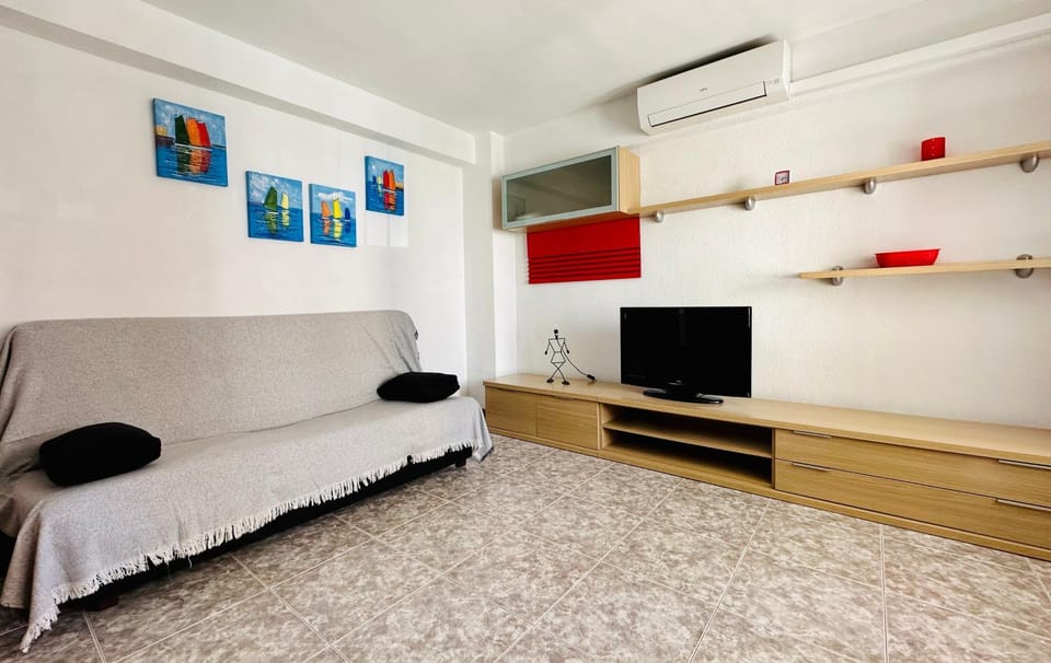 Home Maite Playa Salou Apartment in Salou