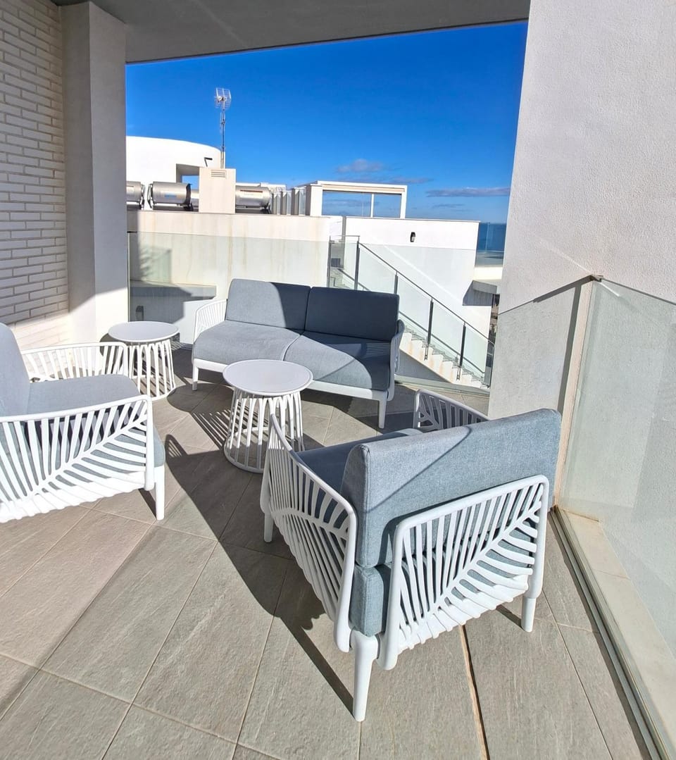 View (from property/room), View (from property/room), Seating area, Sea view, Sea view, Sunrise