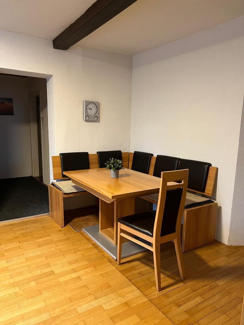 Dining area, Breakfast