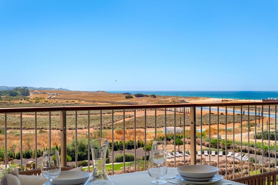 Natural landscape, View (from property/room), Balcony/Terrace, Sea view