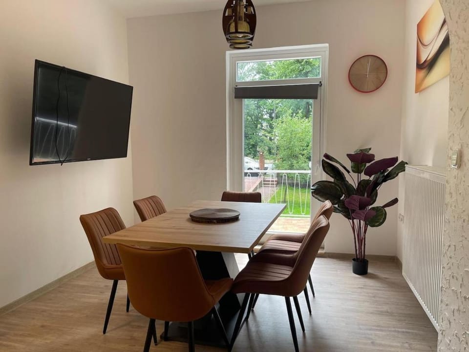 Komfortable Einf haus 5 Pers Einzelzi-max 9 Pers House in Bremen