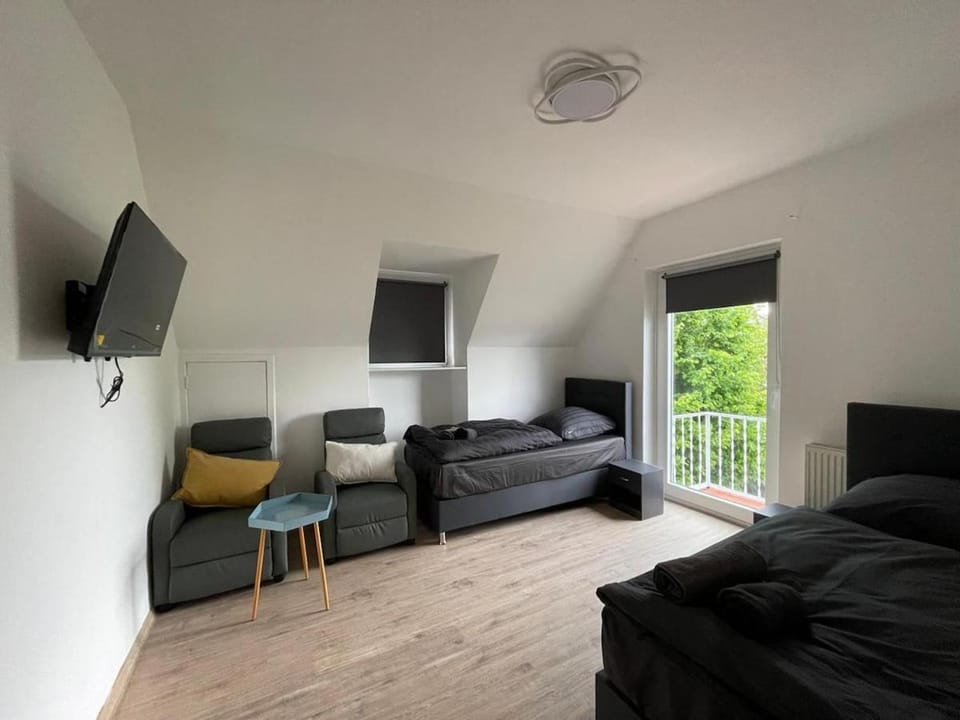 Komfortable Einf haus 5 Pers Einzelzi-max 9 Pers House in Bremen