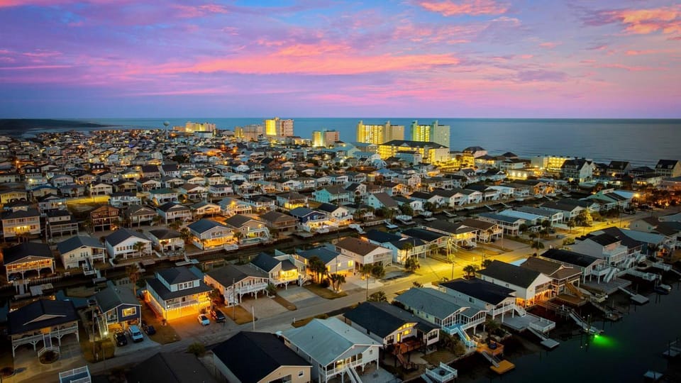 Beach Days & Fairways House in North Myrtle Beach