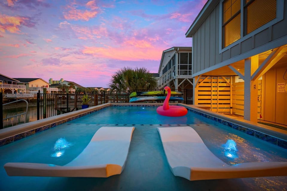 Beach Days & Fairways House in North Myrtle Beach
