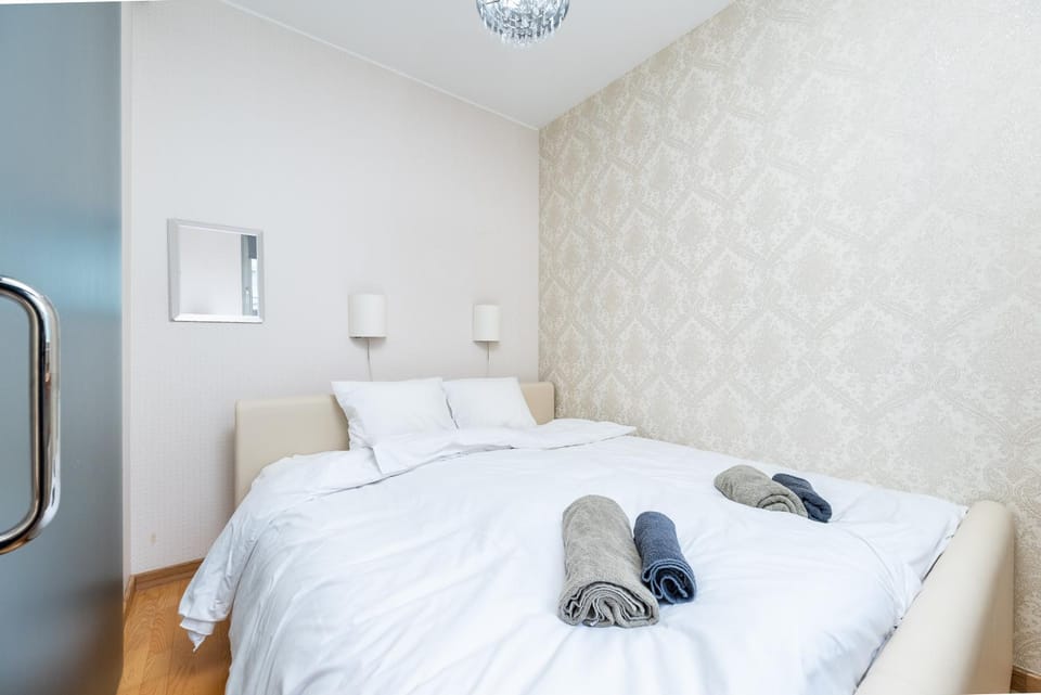 Stylish 1BR Kalaranna, Walk to Old Town, Port, Cafés Apartment in Tallinn