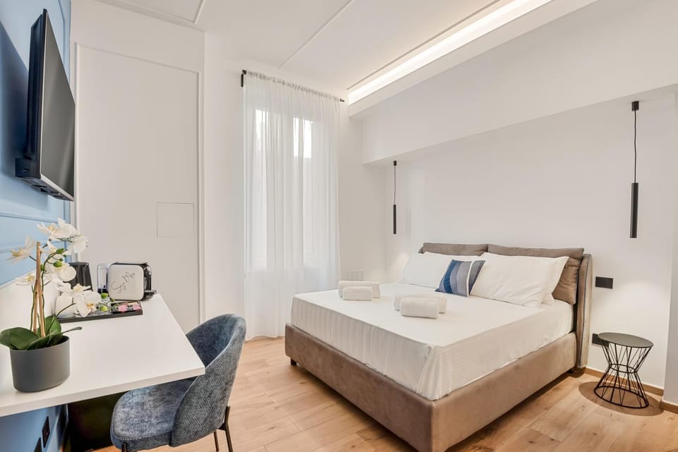 Bed, TV and multimedia, Photo of the whole room, Bedroom, air conditioner