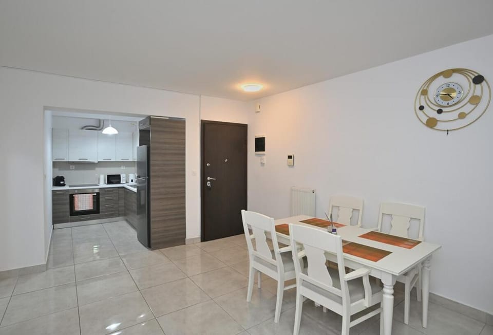 Lux Lux & modern Apt 5 min Piraeus port - Free Parking Apartment in Pireas
