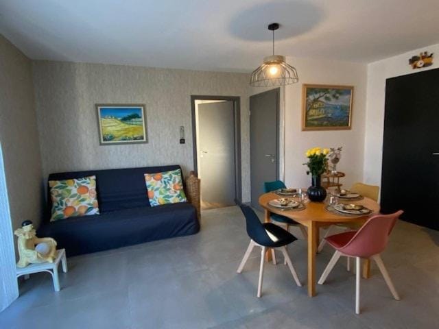 Charmant appartement à Etival-Clairefontaine Apartment in Vosges