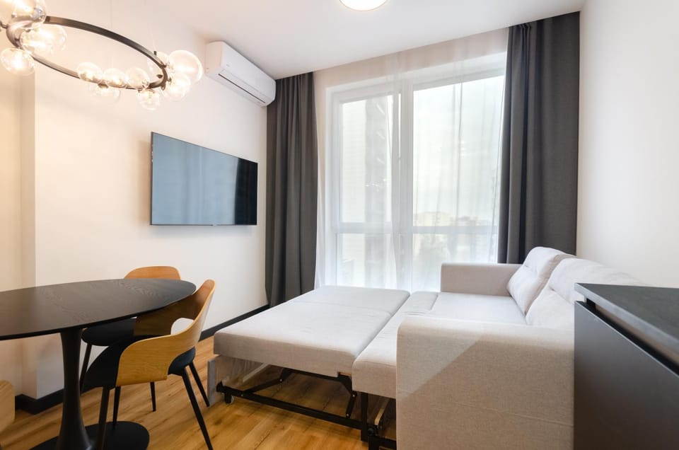 TV and multimedia, Living room, air conditioner