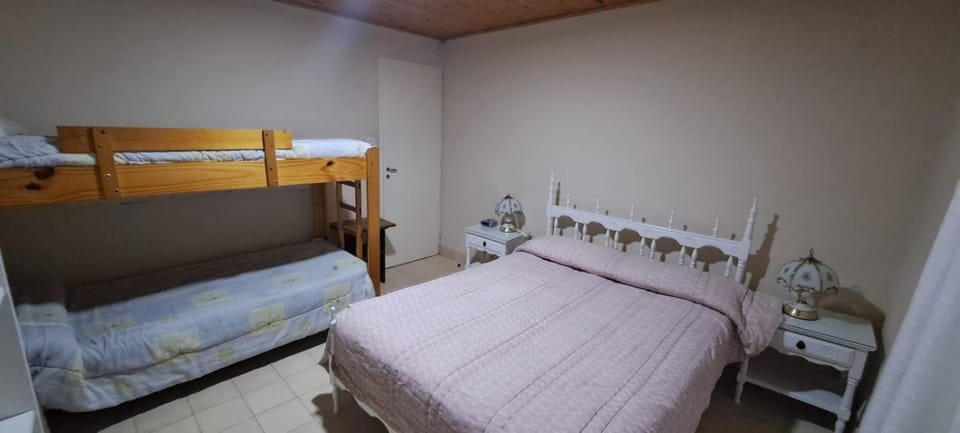 Casa Roberto en Claromeco House in Buenos Aires Province
