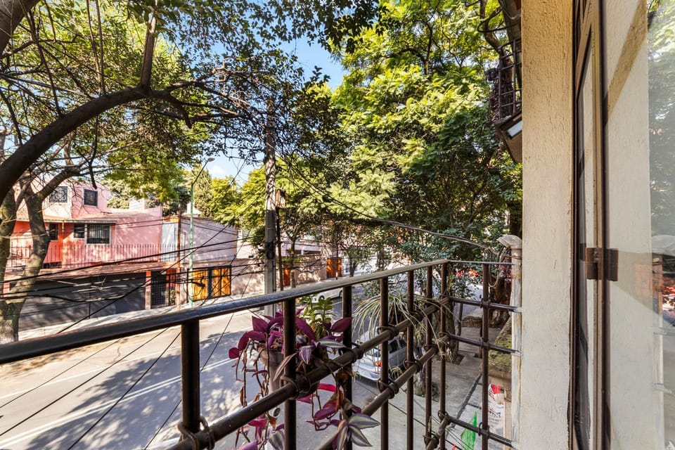 Suites Calle Berlin Hotel in Mexico City