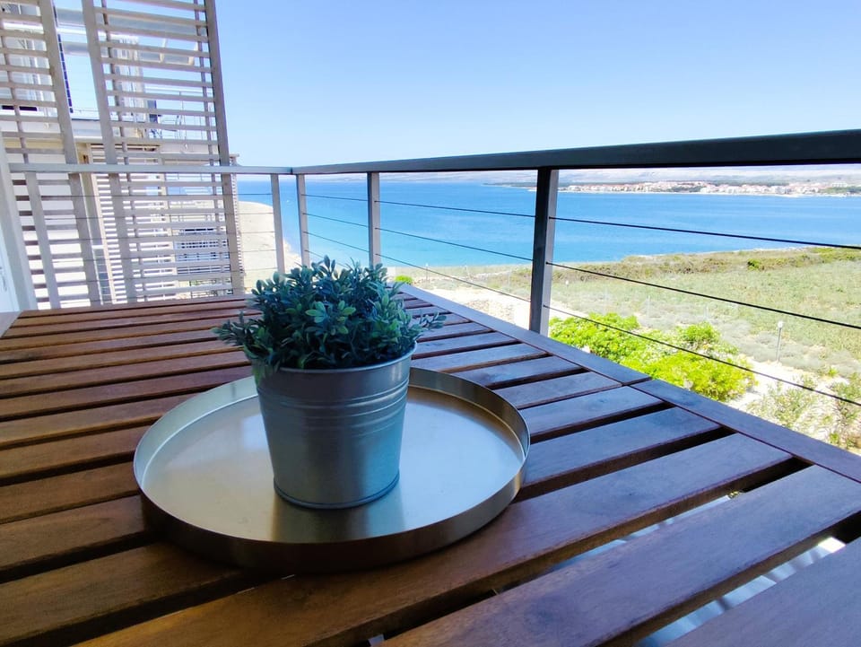 Sunset View apartment - modern three bedroom apartment with sea view and pool Apartment in Zadar County