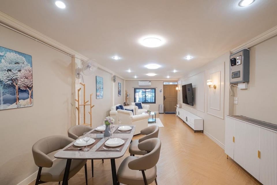 Baan Sukhumvit 101 House in Bangkok