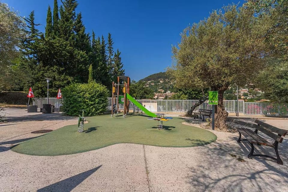 Chalet confort premium climatisé avec piscine Chalet in Solliès-Toucas