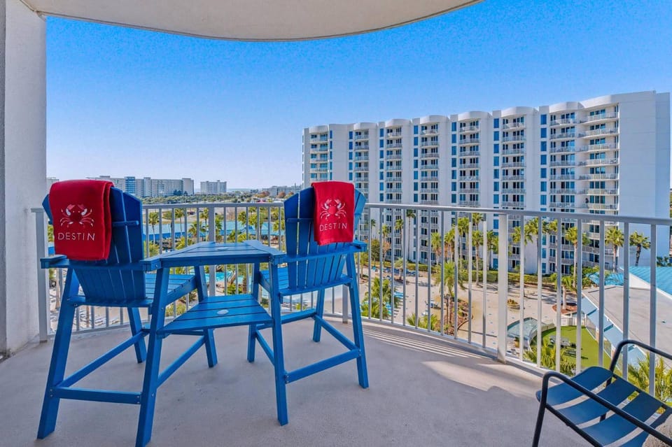 Palm d Away Stay for 6 House in Destin