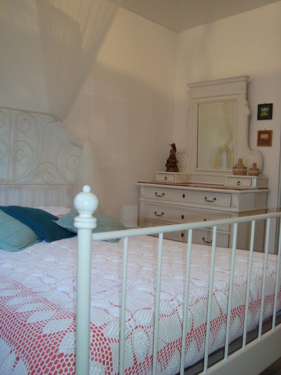 Maison dans un écrin de verdure House in Occitanie