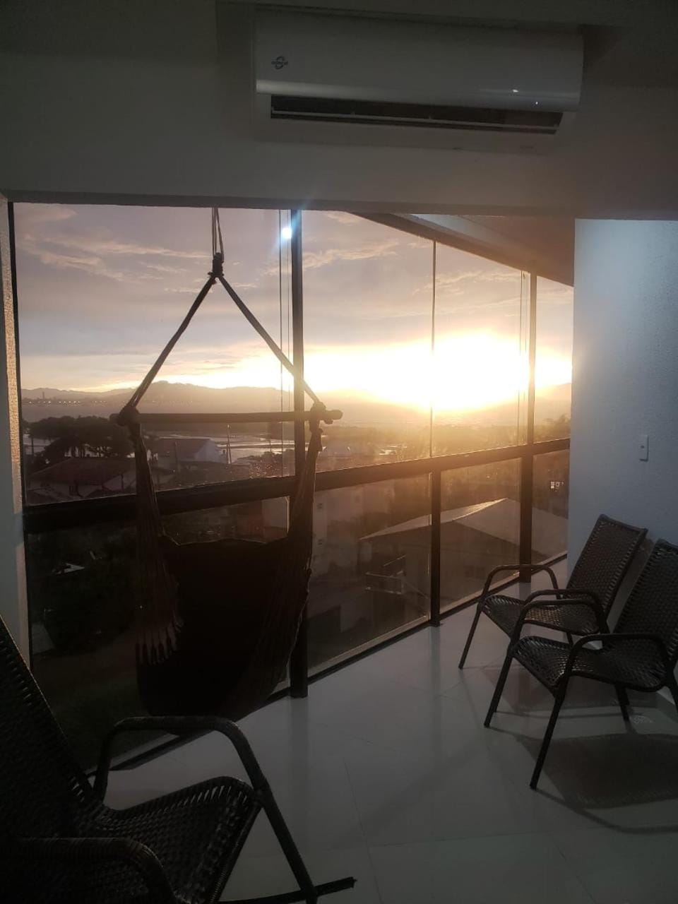 Ap de 3 suítes com vista para o mar Apartment in Florianopolis