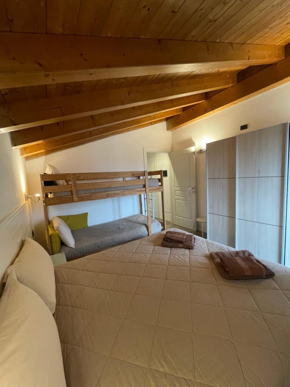 Bed, Photo of the whole room, Bedroom, bunk bed, wardrobe