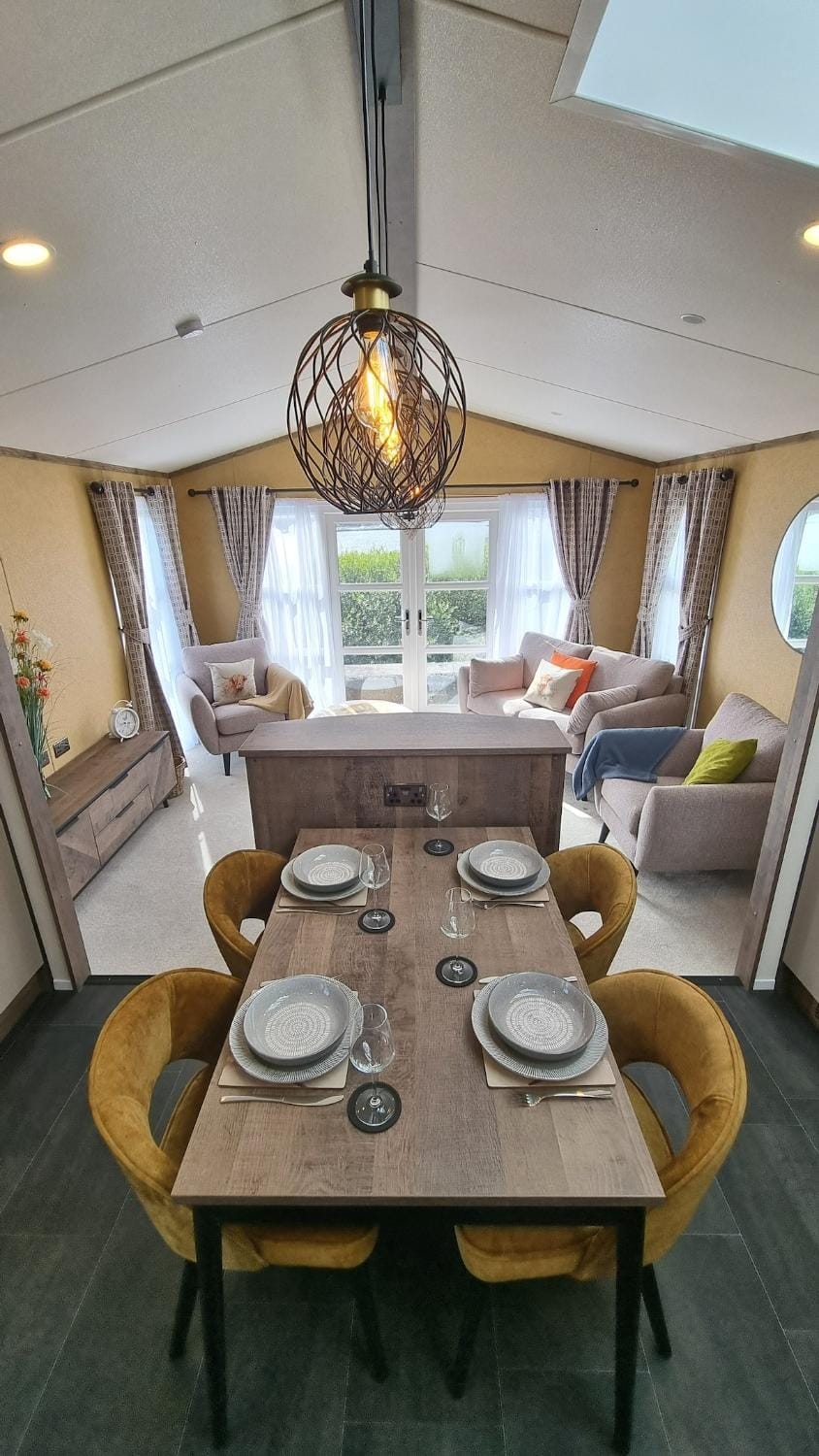 Living room, kitchen