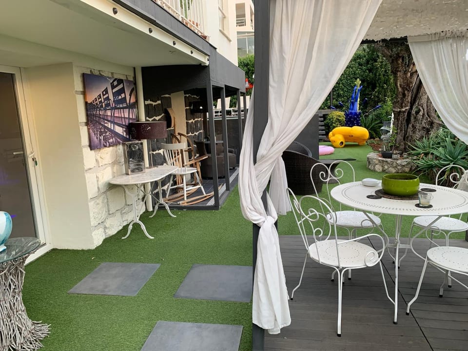 Les 3 Cigales Bed and Breakfast in Nice