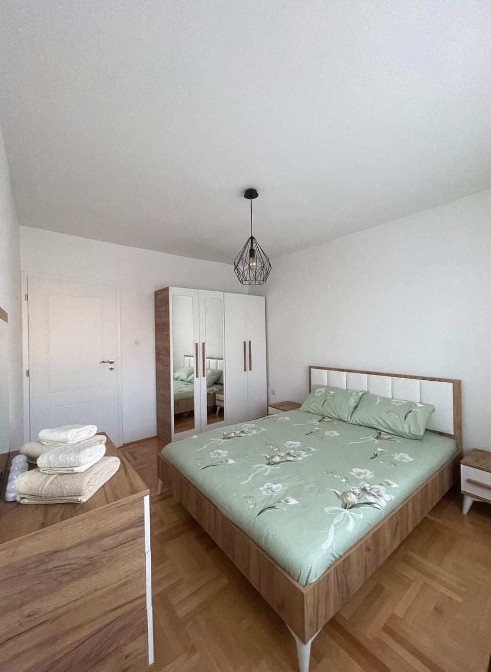 Prishtina Home Apartment in Serbia