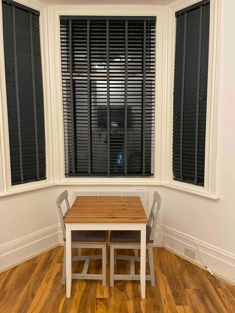 Self Contained Studio Flat Acton Central West London Apartment in London Borough of Ealing