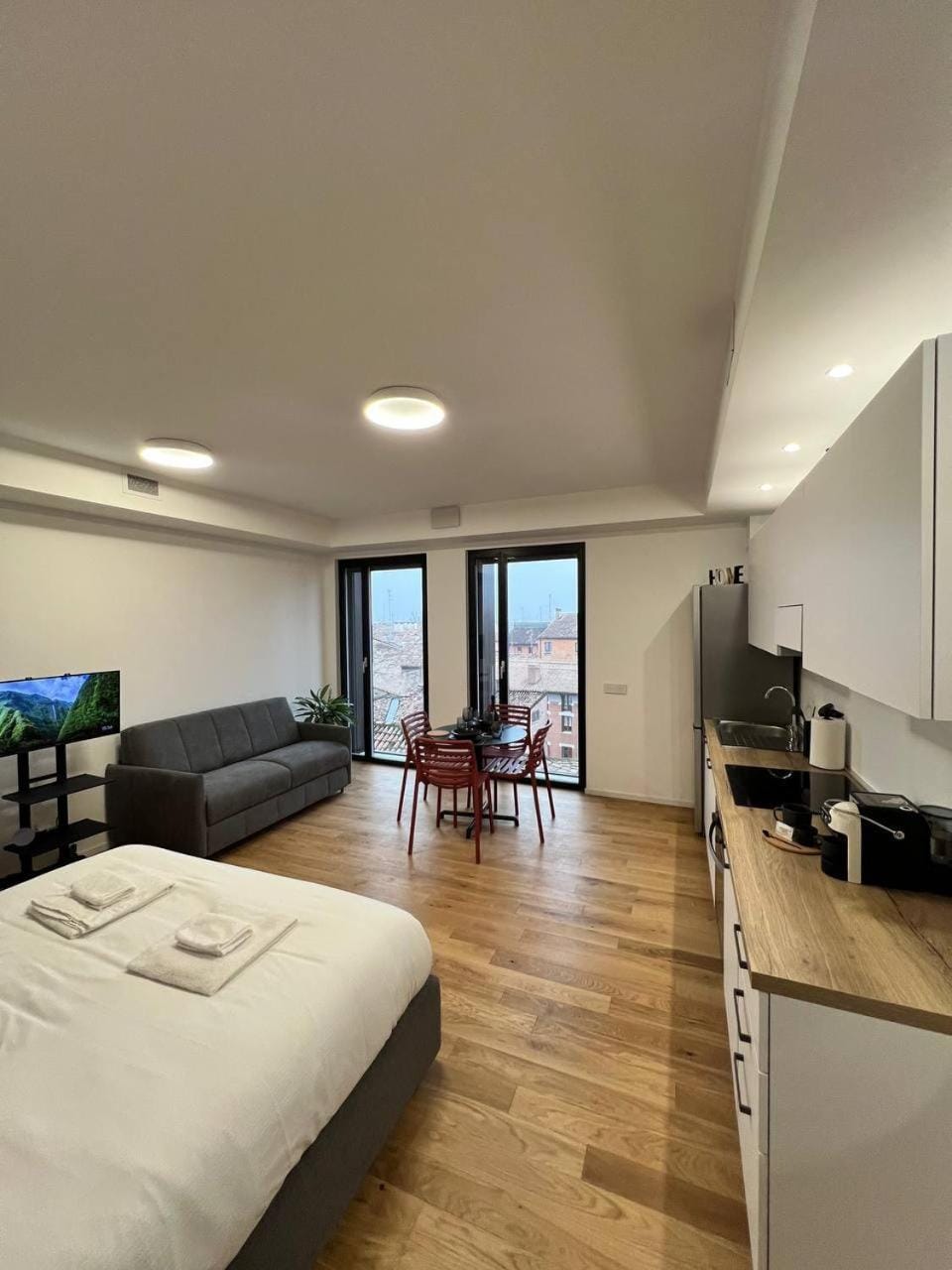 PrimeLoft Gobetti - Exclusive Studio Apartment in Veneto