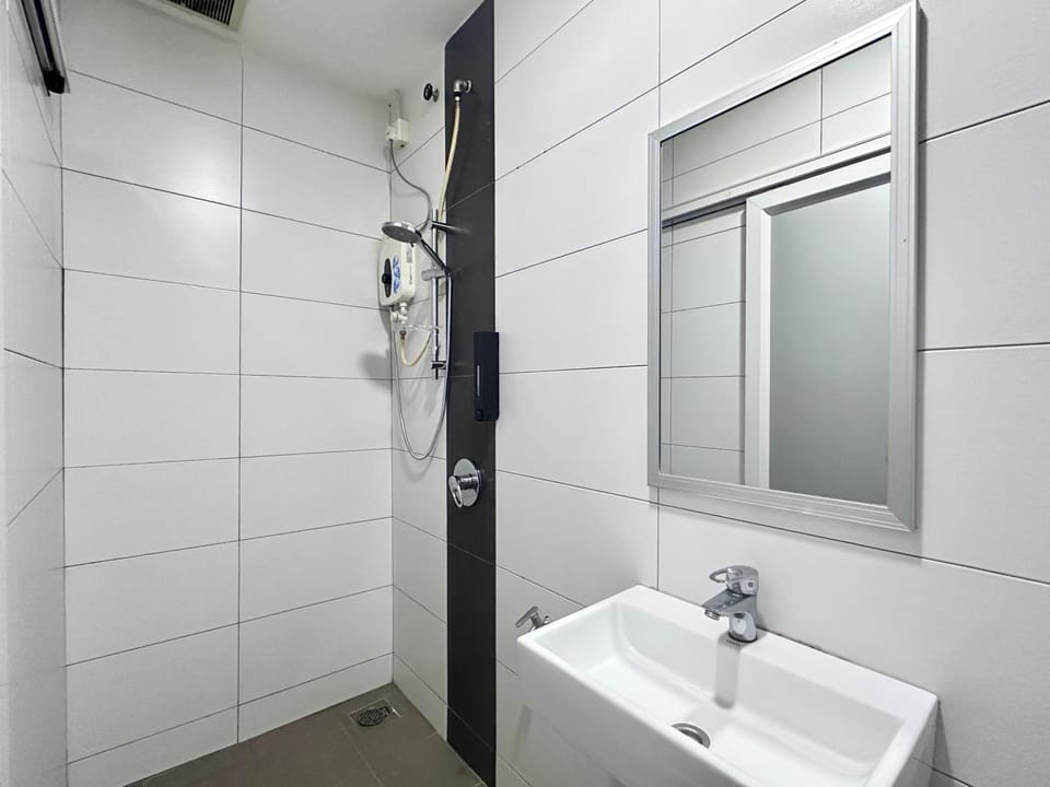 301-1Bed Nusa Bestari-Near Bkt Indah Riverview Inn Bed and Breakfast in Johor Bahru