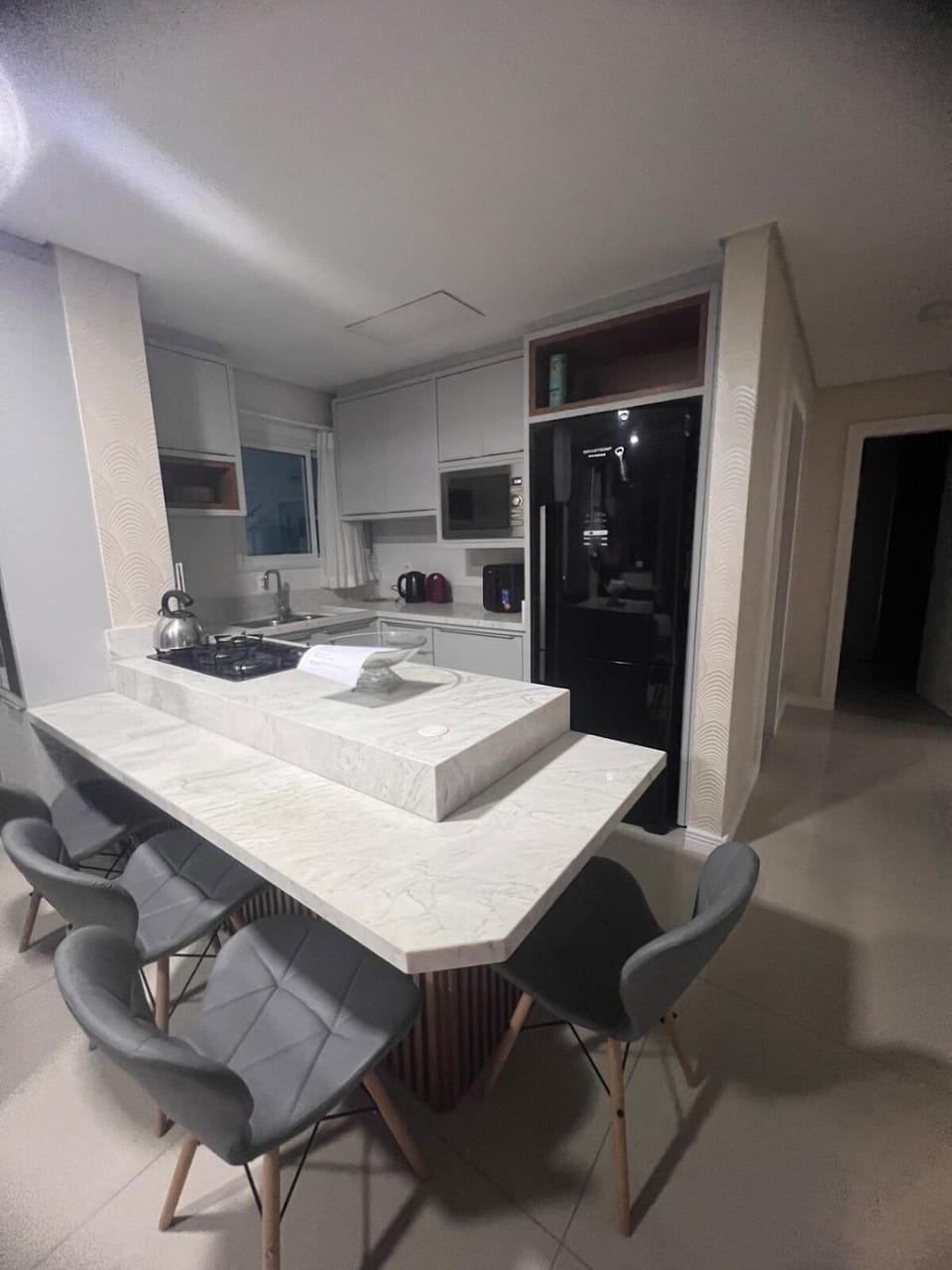 Comfort and practicality on the island overlooking the South Seaside Apartment in Florianopolis