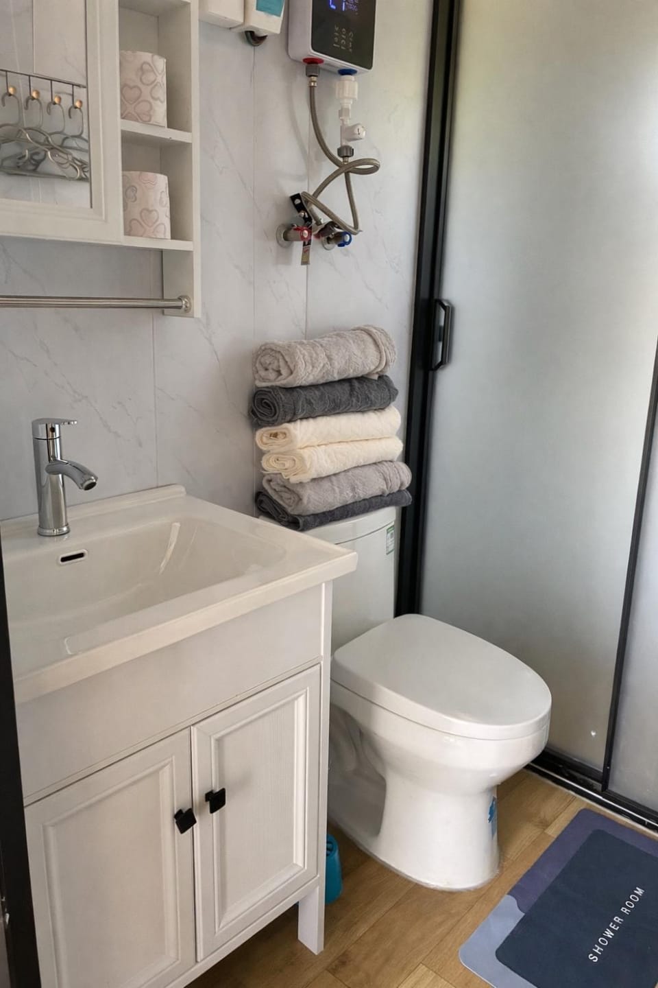 Casa Brujas, 2 Bedrooms, Sofa Bed, Up to 6 Guests, 7 minutes from the beach Apartment in Barra de Navidad