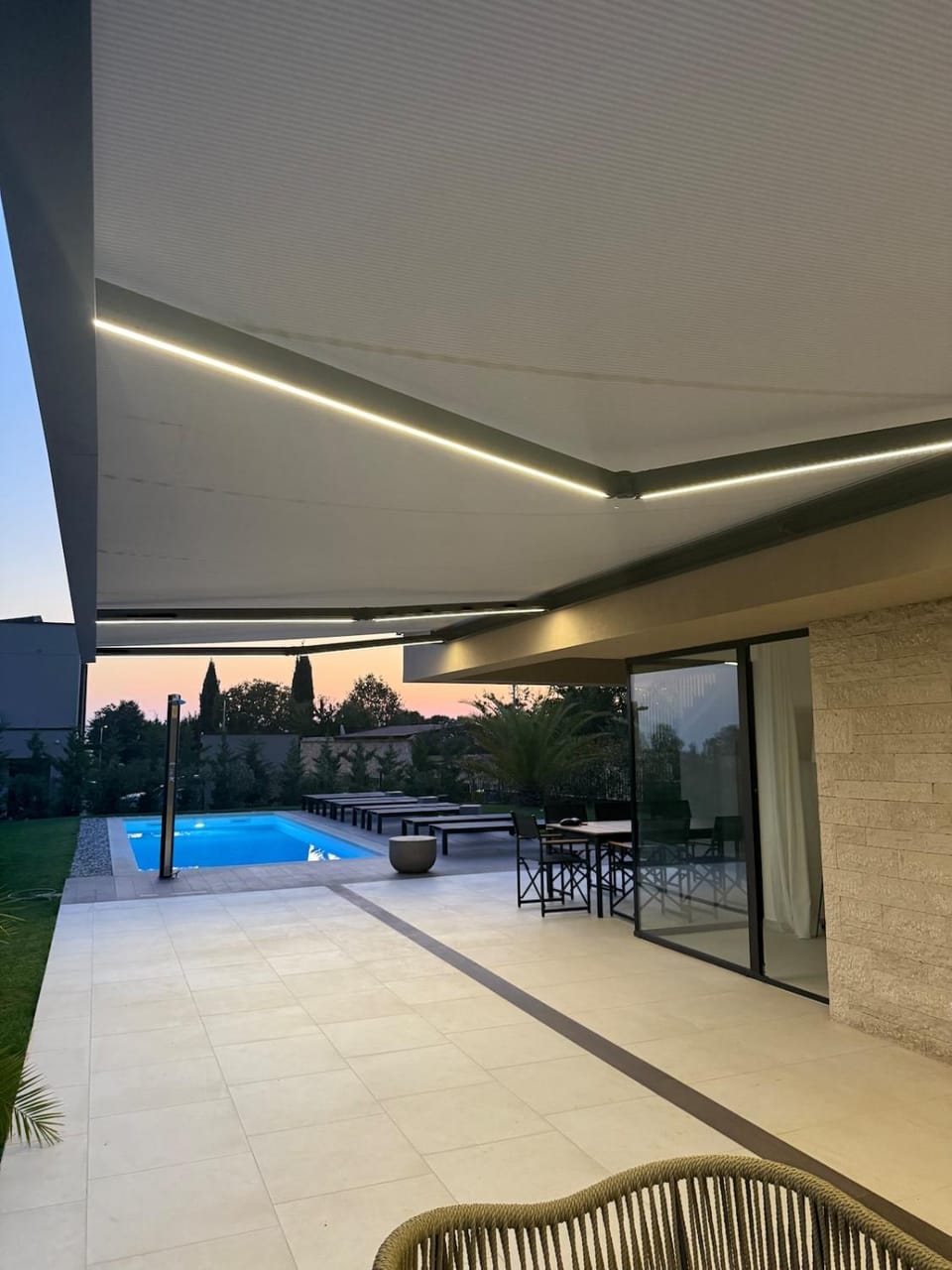 Swimming pool