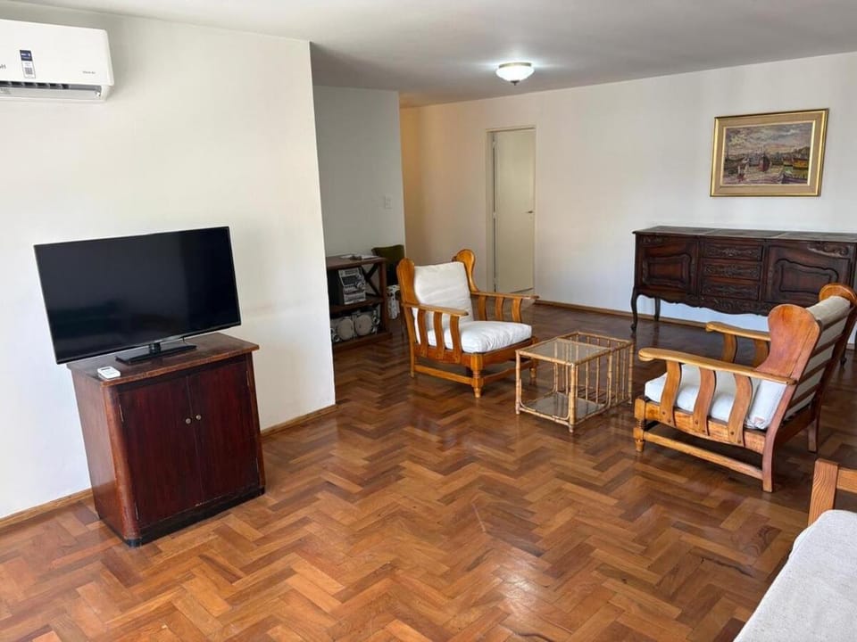 Departamento amplio para 6 personas Zona Centro Apartment in Cordoba
