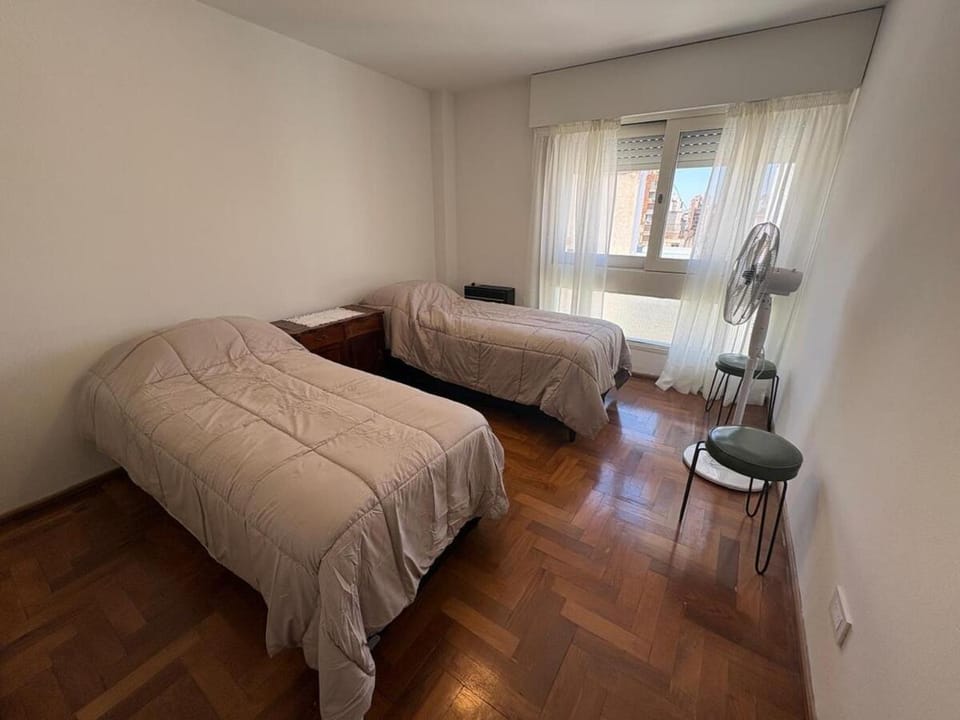 Departamento amplio para 6 personas Zona Centro Apartment in Cordoba